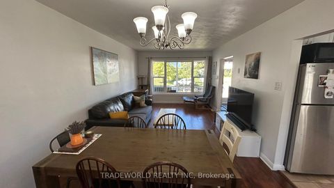 Photo 11 at 5 Woodfern Drive, Ionview, Toronto