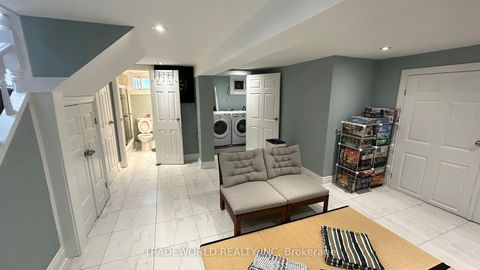 Photo 27 at 5 Woodfern Drive, Ionview, Toronto