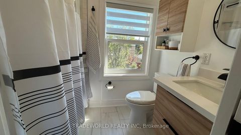 Photo 29 at 5 Woodfern Drive, Ionview, Toronto