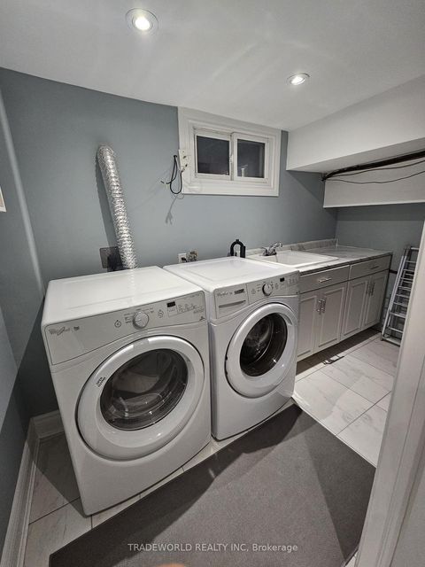 Photo 30 at 5 Woodfern Drive, Ionview, Toronto