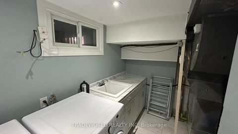 Photo 33 at 5 Woodfern Drive, Ionview, Toronto
