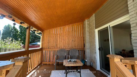 Photo 40 at 5 Woodfern Drive, Ionview, Toronto