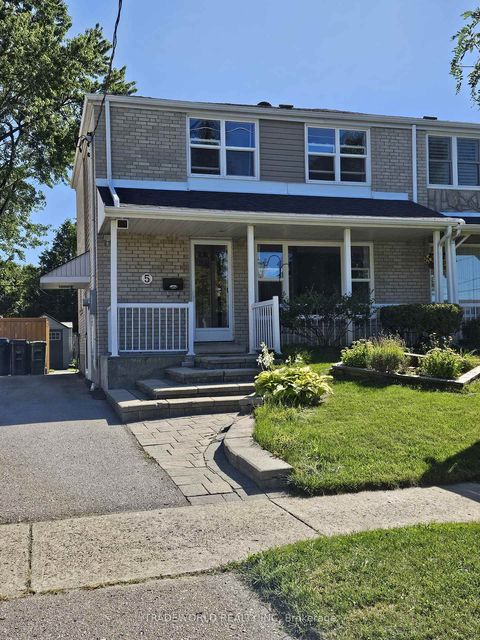Photo 42 at 5 Woodfern Drive, Ionview, Toronto