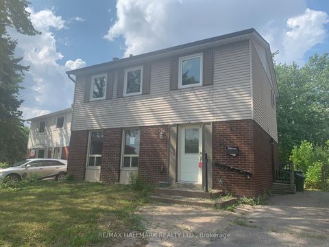Photo 1 at 20 Snowball Crescent, Malvern, Toronto
