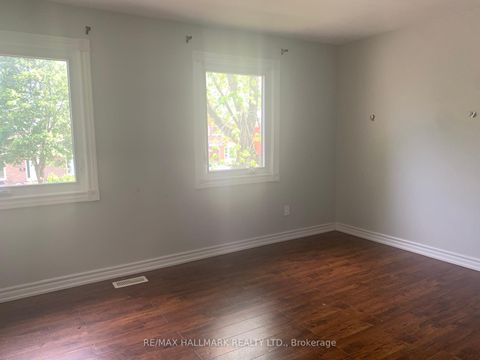 Photo 11 at 20 Snowball Crescent, Malvern, Toronto