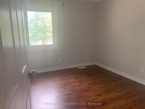 Photo 15 at 20 Snowball Crescent, Malvern, Toronto