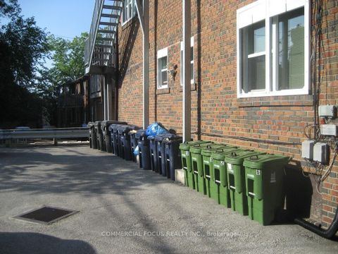 Photo 8 at 963 Avenue Road, Eglinton, Toronto