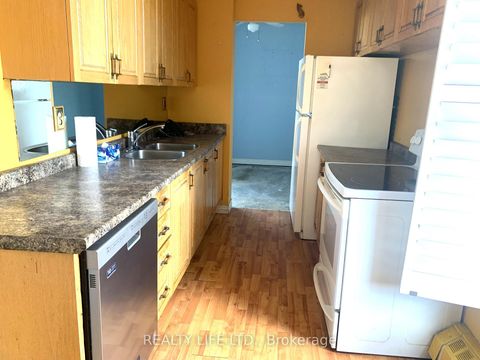 Photo 3 at 1709 - 420 Mill Road, West Deane, Toronto
