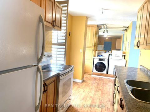 Photo 5 at 1709 - 420 Mill Road, West Deane, Toronto
