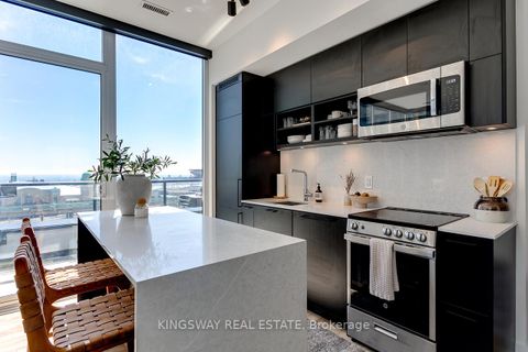 Photo 2 at 715 - 135 East Liberty Street, Niagara, Toronto