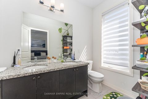 Photo 31 at 45 Cohen Way, Patterson, Vaughan