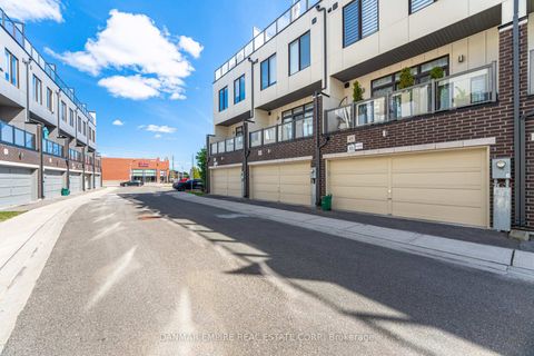 Photo 45 at 45 Cohen Way, Patterson, Vaughan