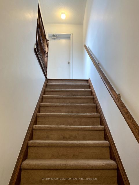 Photo 4 at 21 - 47 HAYS Boulevard, RO River Oaks, Oakville