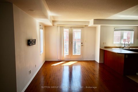 Photo 6 at 21 - 47 HAYS Boulevard, RO River Oaks, Oakville