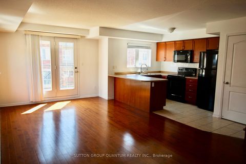 Photo 7 at 21 - 47 HAYS Boulevard, RO River Oaks, Oakville