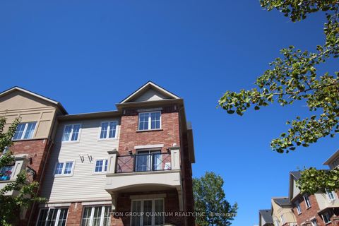 Photo 20 at 21 - 47 HAYS Boulevard, RO River Oaks, Oakville