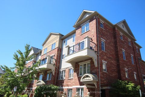 Photo 21 at 21 - 47 HAYS Boulevard, RO River Oaks, Oakville