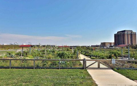 Photo 25 at 21 - 47 HAYS Boulevard, RO River Oaks, Oakville