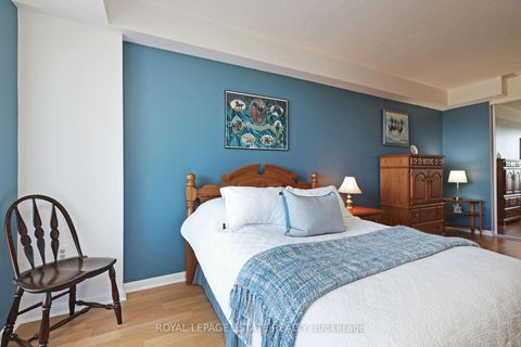 Photo 15 at 906 - 757 Victoria Park Avenue, Oakridge, Toronto