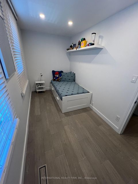 Photo 10 at 10 Rambler Place, Jane Heights, Toronto