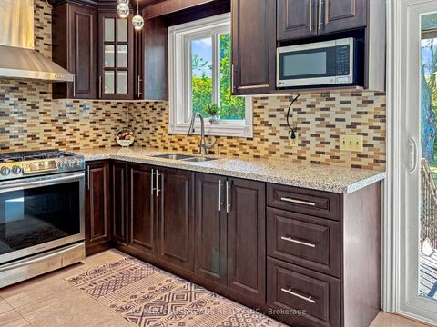 Photo 10 at 46 Ronway Crescent, Woburn, Toronto
