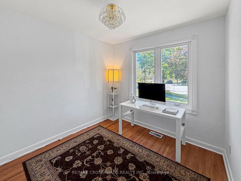 Photo 14 at 46 Ronway Crescent, Woburn, Toronto