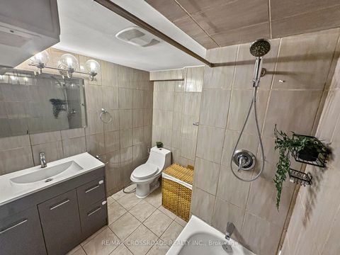 Photo 33 at 46 Ronway Crescent, Woburn, Toronto