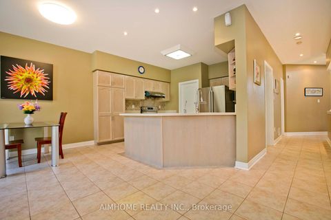 Photo 5 at 99 Colesbrook Road, Westbrook, Richmond Hill