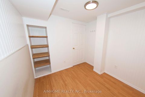 Photo 23 at 54 - 1224 Kirstie Court, CP College Park, Oakville