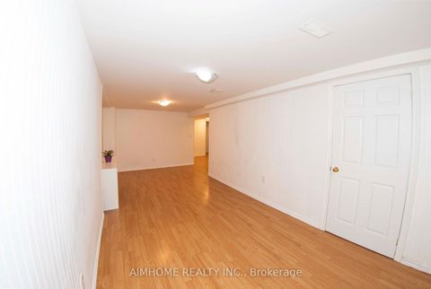 Photo 25 at 54 - 1224 Kirstie Court, CP College Park, Oakville