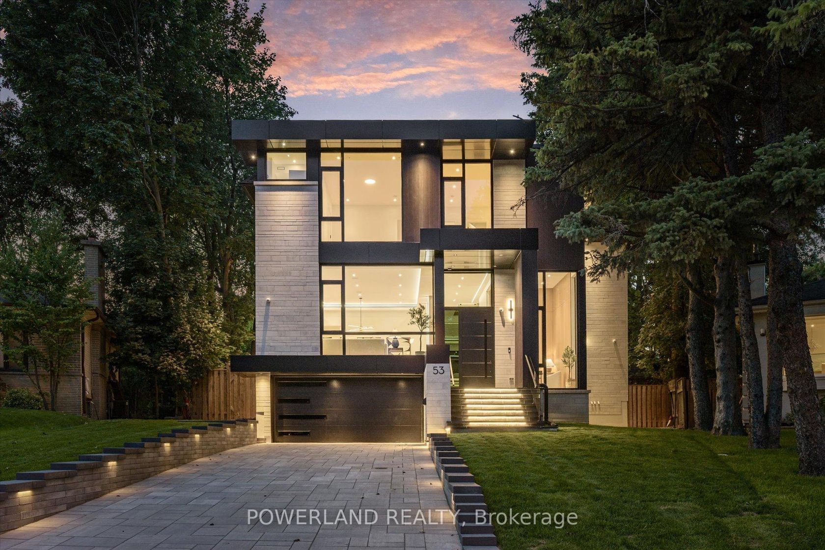 53 Whittaker Crescent, Bayview Village, Toronto 