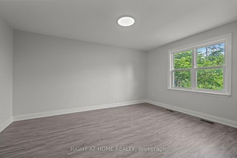 Photo 9 at 154 Edinborough Court, Smythe, Toronto