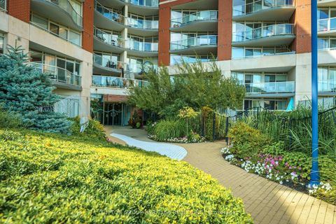 Photo 41 at 126 - 550 Queens Quay W, Waterfront Communities C1, Toronto