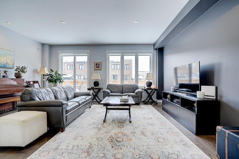 Photo 10 at 100 Dariole Drive, Oak Ridges Lake Wilcox, Richmond Hill