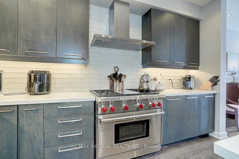 Photo 18 at 100 Dariole Drive, Oak Ridges Lake Wilcox, Richmond Hill