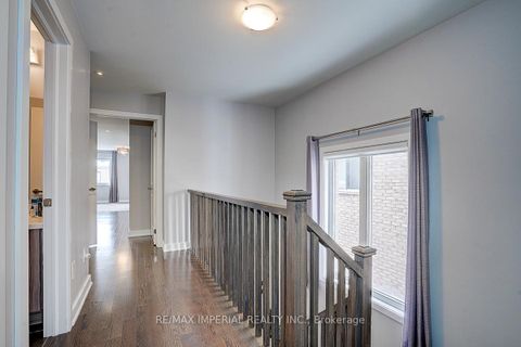 Photo 22 at 100 Dariole Drive, Oak Ridges Lake Wilcox, Richmond Hill