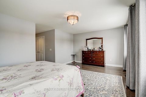 Photo 29 at 100 Dariole Drive, Oak Ridges Lake Wilcox, Richmond Hill