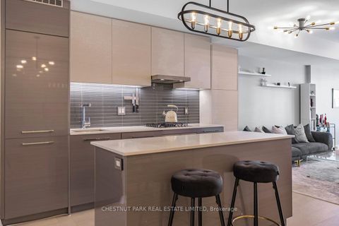 Photo 3 at 304 - 835 St. Clair Avenue W, Wychwood, Toronto