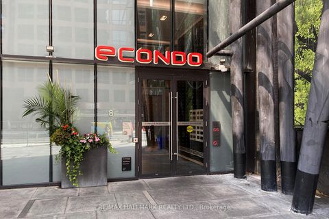Photo 2 at 5009 - 8 Eglinton Avenue E, Mount Pleasant West, Toronto