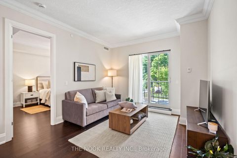 Photo 10 at 213 - 9909 Pine Valley Drive, Vellore Village, Vaughan