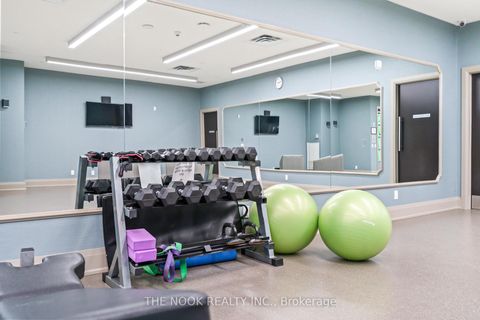 Photo 22 at 213 - 9909 Pine Valley Drive, Vellore Village, Vaughan