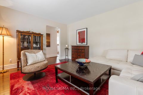 Photo 7 at 129 Edgecroft Road, Queensway, Toronto