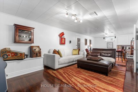 Photo 22 at 129 Edgecroft Road, Queensway, Toronto