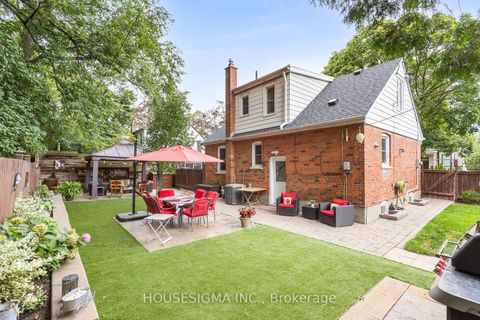 Photo 26 at 129 Edgecroft Road, Queensway, Toronto
