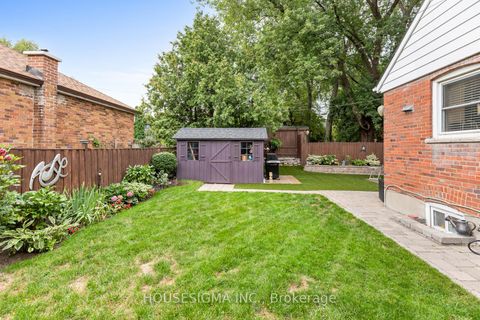 Photo 31 at 129 Edgecroft Road, Queensway, Toronto