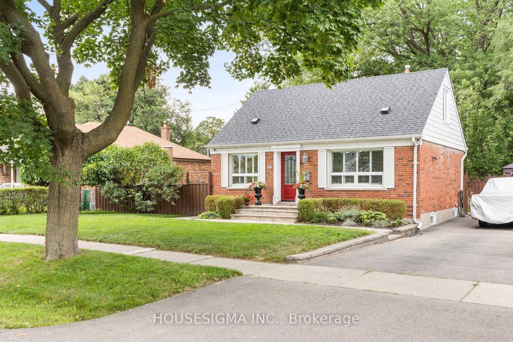 129 Edgecroft Road, Queensway, Toronto 