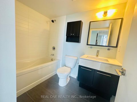 Photo 3 at 2007 - 126 Simcoe Street, Waterfront Communities C1, Toronto