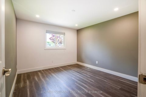 Photo 20 at 72 Jane Crescent, Allandale Heights, Barrie