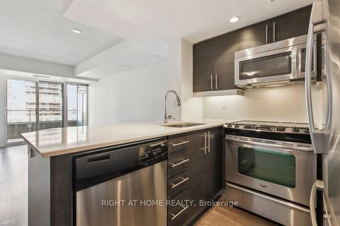 Photo 4 at 1015 - 75 East Liberty Street, Niagara, Toronto
