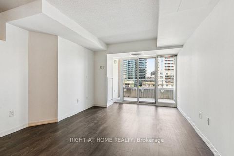 Photo 11 at 1015 - 75 East Liberty Street, Niagara, Toronto